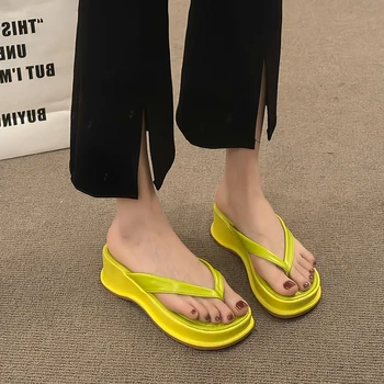 Ķīļi Sieviešu Čības Vasaras Augstpapēžu Kurpes Flip Flops Modes Jauns Sandales 2024. Gadam Sūkņi Klipu Kājām Slaidu Sieviešu Zapatos Pastaigas
